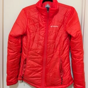 Columbia Puffer Jacket in Vibrant Red